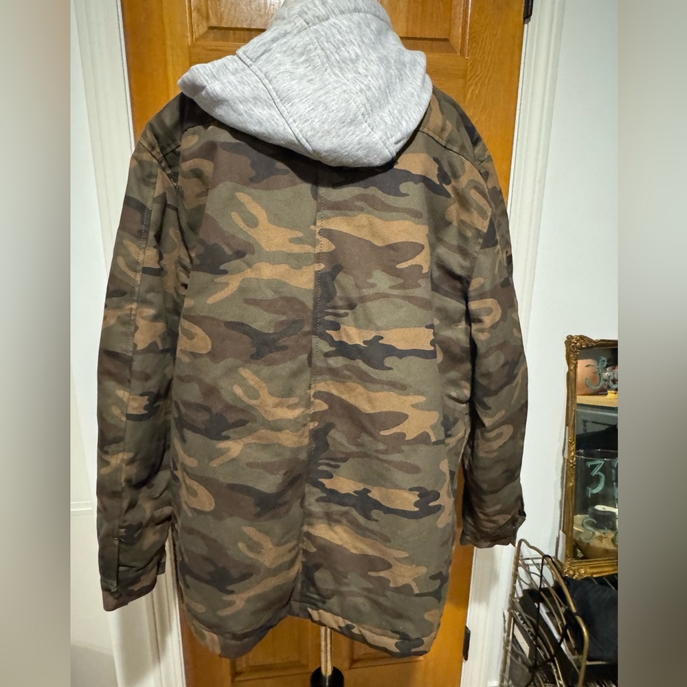 Bass creek workwear  Hooded Men's Jacket - Camo Green